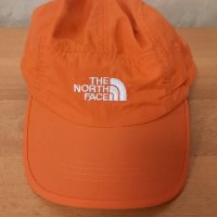 The North Face® -Като Нова, снимка 9 - Шапки - 36789340