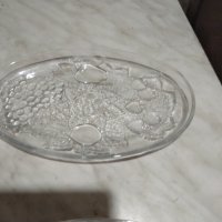 Пресовано стъклено плато поднос за сервиране от гроздови кристали 230х145х20мм-2 броя нови, снимка 2 - Аксесоари за кухня - 43990787