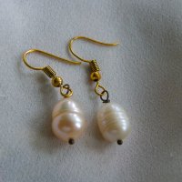 Позлатени обици с големи перли, снимка 1 - Обеци - 38577131