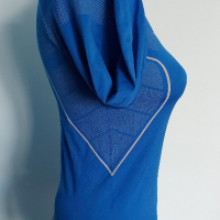 Маркова спортна блуза / компресионно термо бельо "Kipsta" / унисайз , снимка 4 - Спортни дрехи, екипи - 44890446