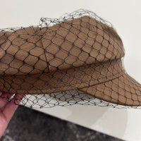 Дамски каскет Dior nude с мрежа, снимка 4 - Шапки - 38987110