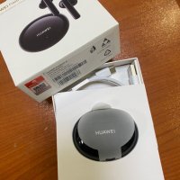 Нови безжични слушалки huawei freebuds, снимка 3 - Безжични зарядни - 43880105