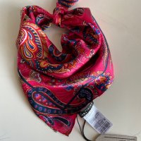 Розов, копринен шал/ кърпа за глава Medicine, с етикет, снимка 2 - Шалове - 39109398