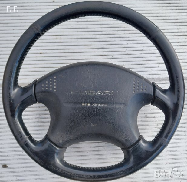 Волани с airbag Subaru Forester . Разполагам с това което съм снимал . Це, снимка 1