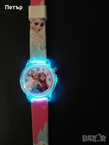 Светещ детски часовник Елза и Анна, замръзналото кралство, frozen, фрозен , снимка 1