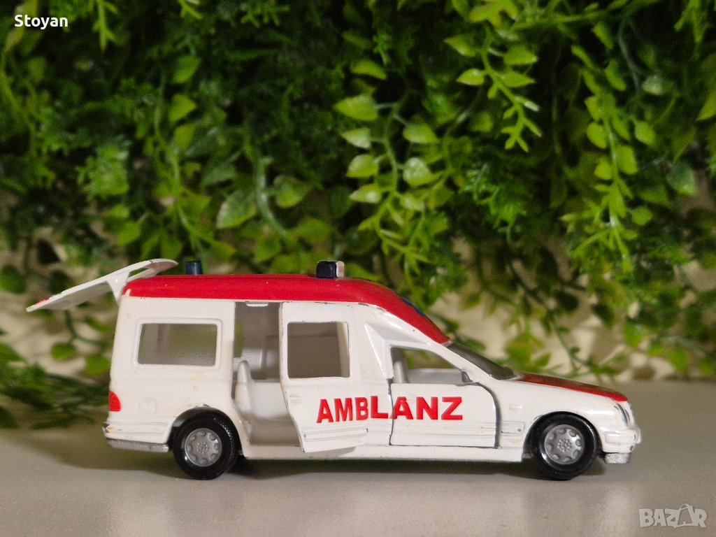 Количка Siku 1.55, снимка 1