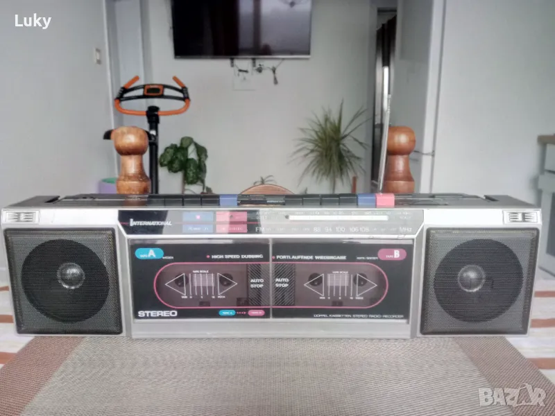 Радиокасетофон--International., снимка 1
