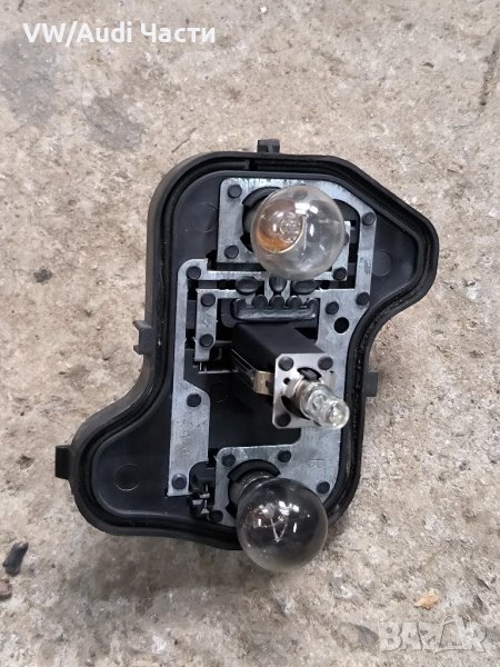 Платка десен стоп за Голф 5 Volkswagen Golf 5 89031828, снимка 1