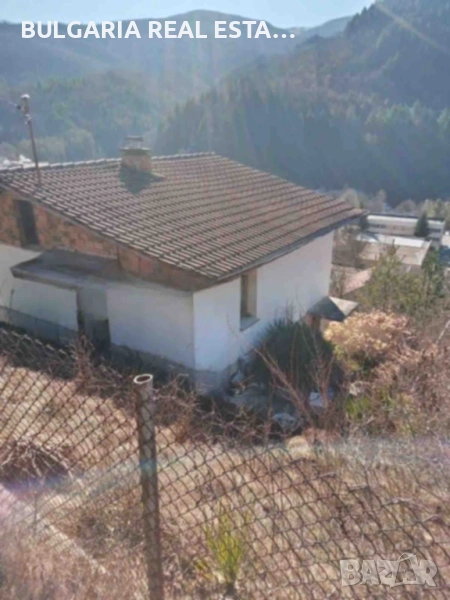 Продавам къща, снимка 1