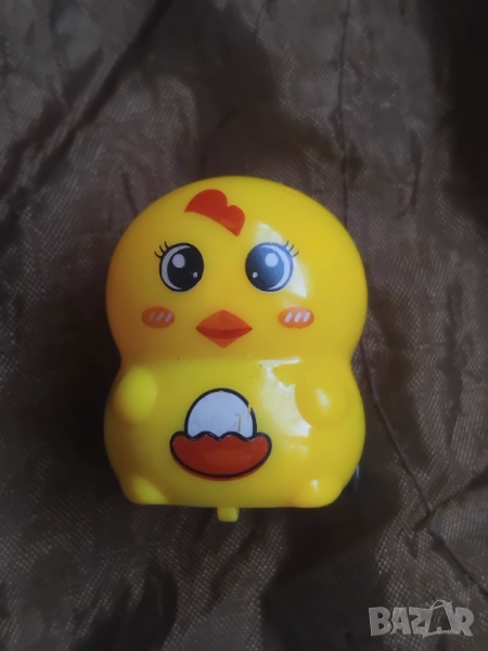 Механична играчка на колела - Пиленце, снимка 1
