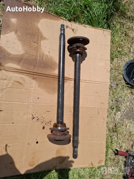 Полуоски с ABS гривни , спирачни дискове задни W906 Mercedes Sprinter Мерцедес Спринтер , снимка 1