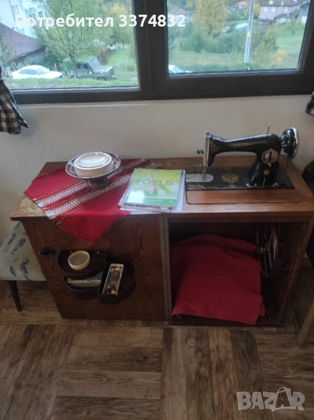 продавам стара шевна машина, снимка 1
