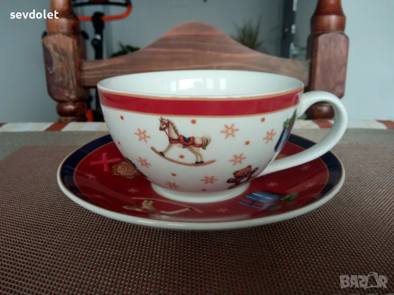 Продавам красива чаша + чиния, снимка 1