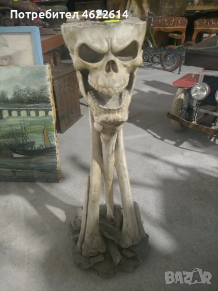 МНОГО КРАСИВ ДЕЗАЙНЕРСКИ ПЕПЕЛНИК ЧЕРЕП С КОСТИ. , снимка 1