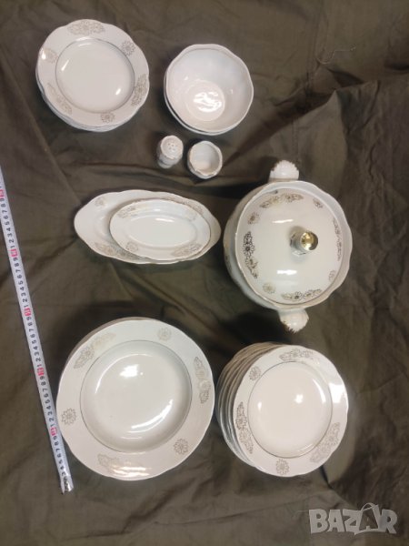 Продавам нов порцеланов сервиз 31 части, снимка 1