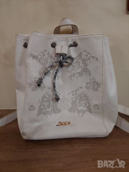 Бяла кожена чанта раничка Doca, снимка 1