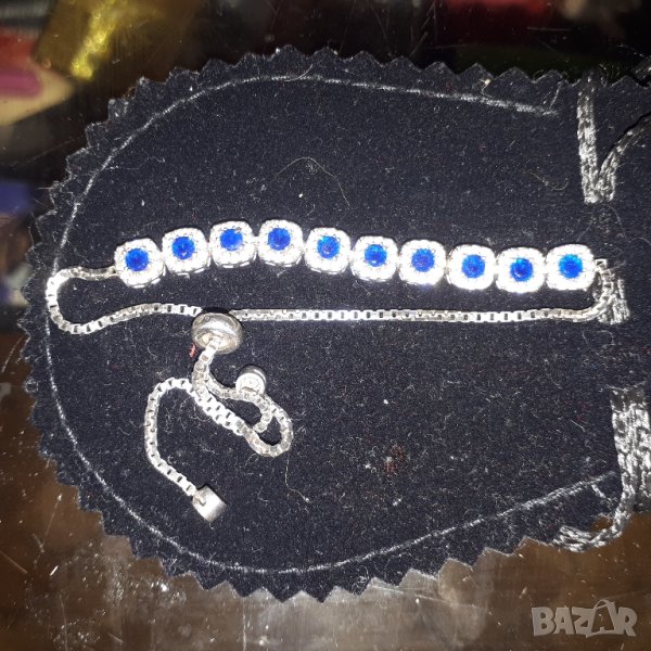 Сребърна гривна с диаманти и сапфири , снимка 1