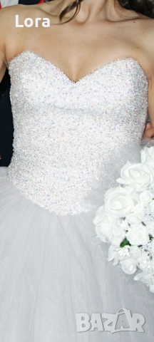 Сватбена рокля с корсет от мъниста и цялата в брукат, снимка 9 - Рокли - 52741483