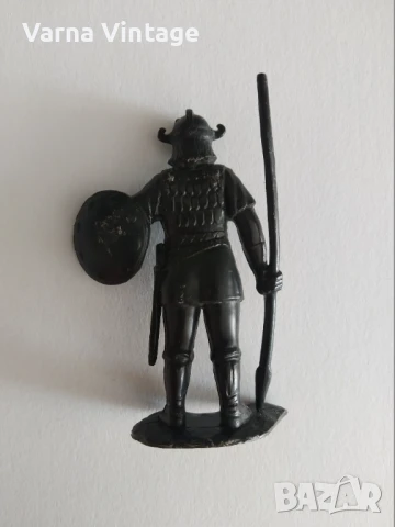 Войници. Викинг с копие и щит (ДЗИ) СССР., снимка 2 - Колекции - 50796819