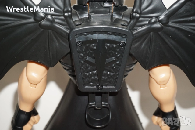 Рядка Оригинална Голяма Кеч Фигура На The Undertaker С Изкачащи Черни Крила 30см , снимка 10 - Колекции - 51855545