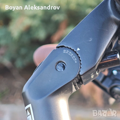 Градски трекинг велосипед 28" Cross Area 460мм, снимка 7 - Велосипеди - 53401044