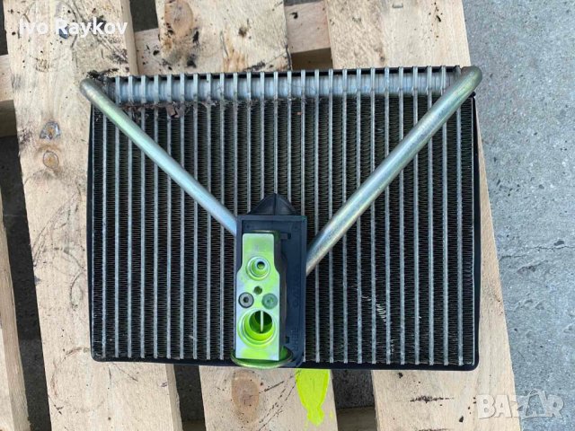 Радиатор,климатик ,Волво В70, 2004г., снимка 2 - Части - 43017947