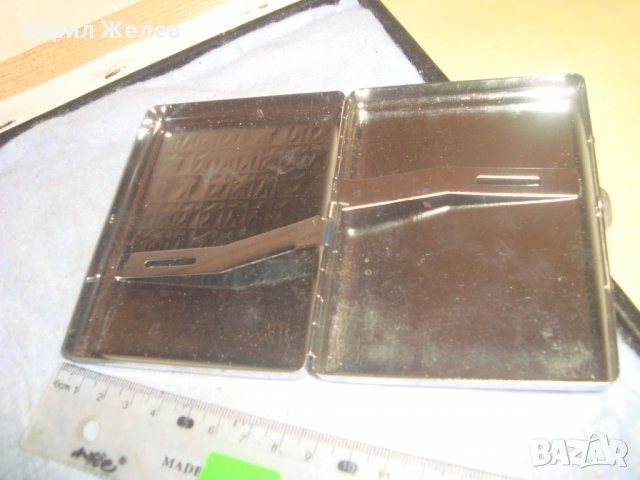 КРАСИВА ФИГУРАЛНО ОРНАМЕНТИРАНА МАРКОВА СРЕБРИСТА ТАБАКЕРА 32164, снимка 3 - Табакери - 38289062