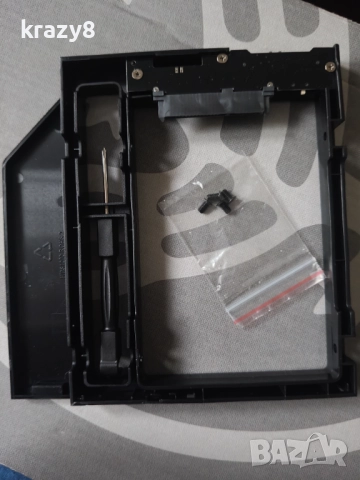 Caddy чекмедже за лаптопа за 2ри хард диск 9.5мм