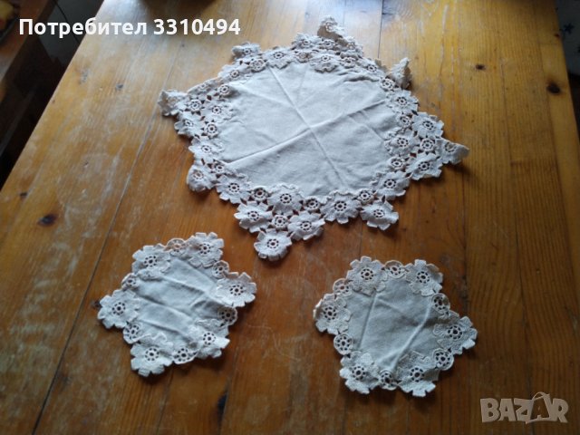 Дантелени покривки , снимка 2 - Покривки за маси - 37213568