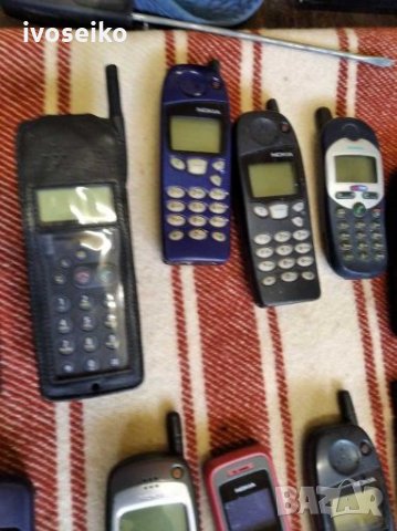Стари телефони, снимка 5 - Антикварни и старинни предмети - 28499642