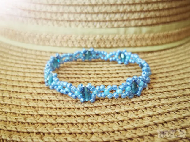 🏷️ Гривна / цвят: син