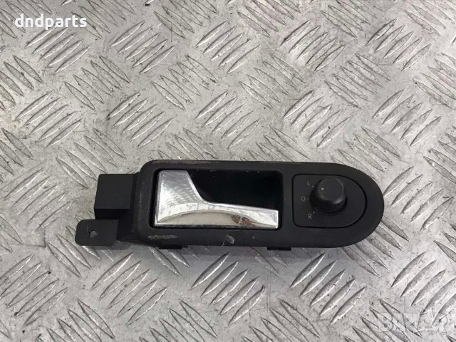 Вътрешна дръжка VW Golf 4,2002г.(предна лява)