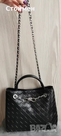 Уникална чанта, с дълга дръжка синджир към нея, снимка 3 - Чанти - 48478931