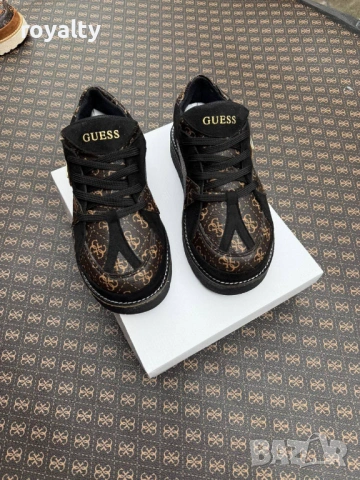 Guess НА ЕДРО Дамски Обувки Различни Цветове 8 Бр. , снимка 4 - Маратонки - 53066851