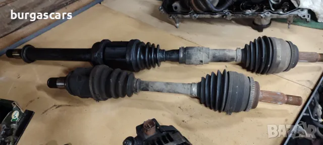 Полуоски лява дясна къса дълга Toyota Corolla Verso 2.0D4D - 116к.с. 2006г 5ск - 110лв