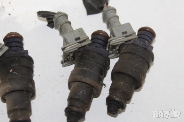 Дюза инжекторна Рено Меган Сценик 1998 1.6i Renault Megane Scenic 4броя комплект 866313, снимка 2 - Части - 50846881