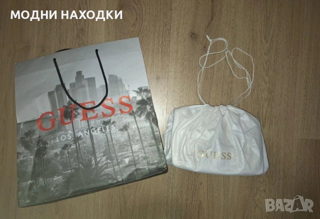 GUESS Оригинална Дамска Чанта, снимка 3 - Чанти - 53509255