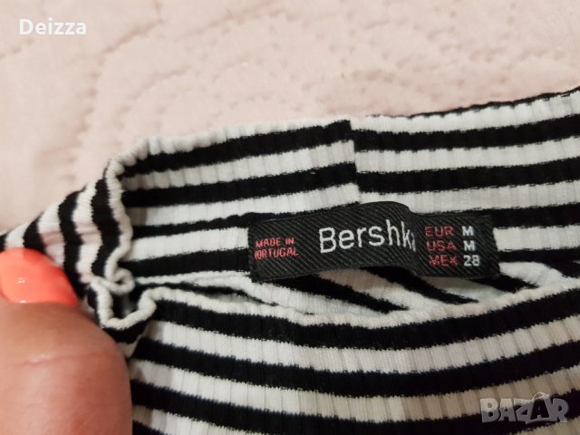  Къси бюстиета Zara и bershka , снимка 5 - Корсети, бюстиета, топове - 28850829