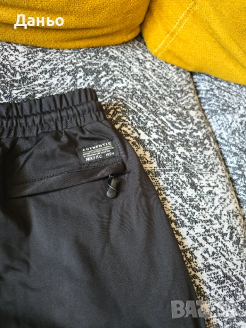 Мъжки спортен панталон от марката NIKE , снимка 5 - Спортни дрехи, екипи - 50958342