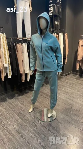 нови дамски екипи nike tech fleece , снимка 2 - Спортни екипи - 48590451