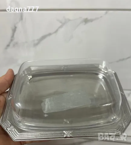 Съд за масло Германия с прозрачен капак Butter Bell , снимка 5 - Прибори за хранене, готвене и сервиране - 49606253