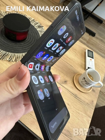 Samsung Flip 7 512 GB с гаранция, снимка 7 - Samsung - 52349567