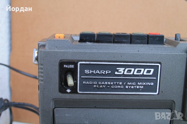 Радио касетофон ''Sharp GF 3000 H", снимка 2 - Колекции - 40404474