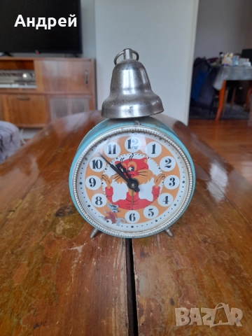 Стар настолен часовник будилник Янтар,Jantar #6, снимка 1