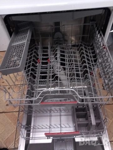 Свободно стояща съдомиялна Бош Bosch Serie 4 A+++ 60см Made in Germany 2 години Гаранция!, снимка 10 - Съдомиялни - 53461359