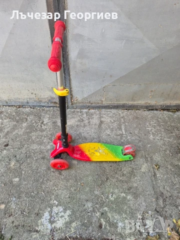 Продавам детска тротинетка до 50кг, снимка 2 - Детски велосипеди, триколки и коли - 51015411