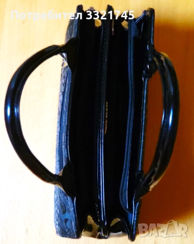 Дамска луксозна, ръчна чанта, снимка 4 - Чанти - 52077123