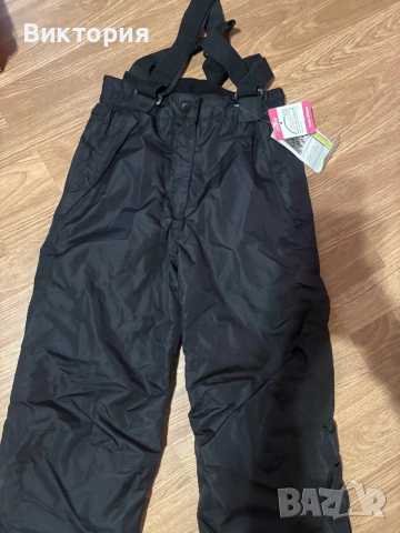 Нови скиорски долнища гащеризони за сняг