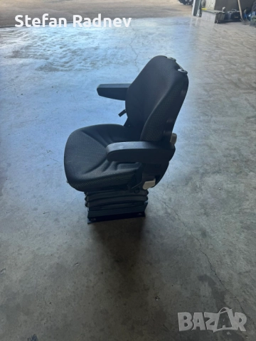 Седалка Grammer на въздух за трактор, снимка 2 - Селскостопанска техника - 51561061