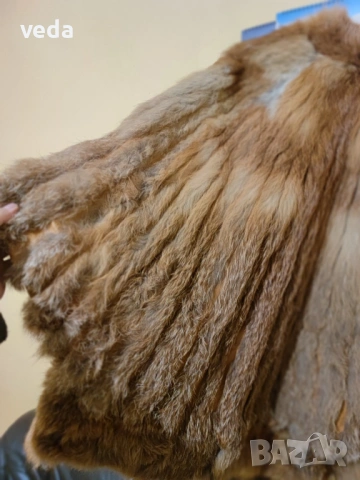 Дизайнерско палто с естествен косъм от лисица, снимка 4 - Палта, манта - 53355770